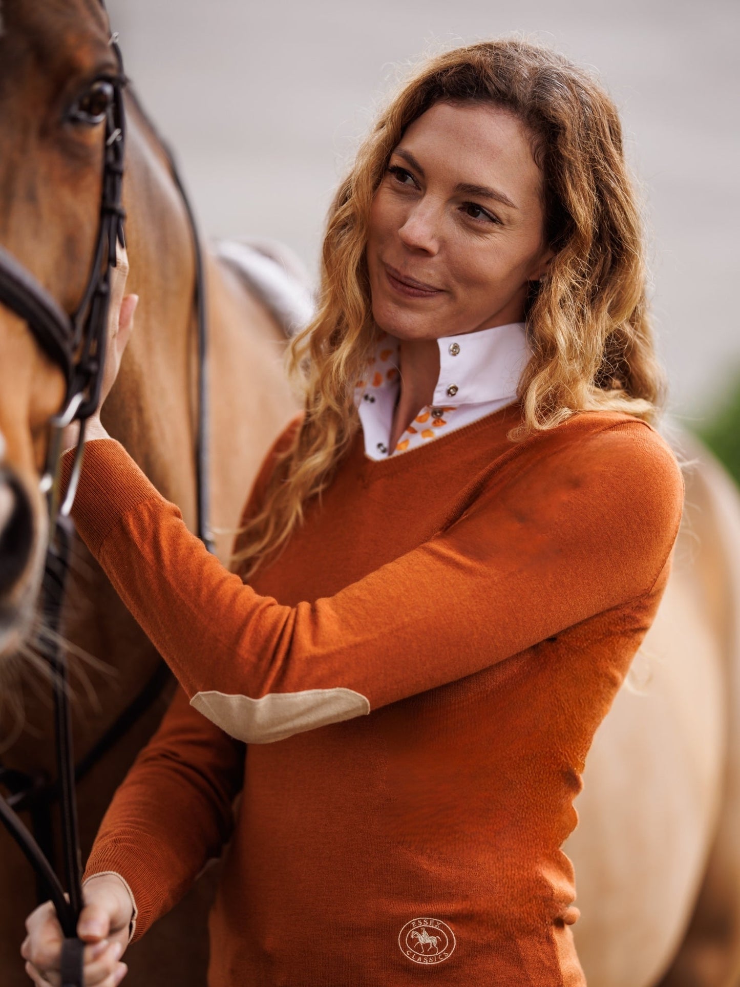 Croissants Ladies Talent Yarn Straight Collar Long Sleeve Show Shirt