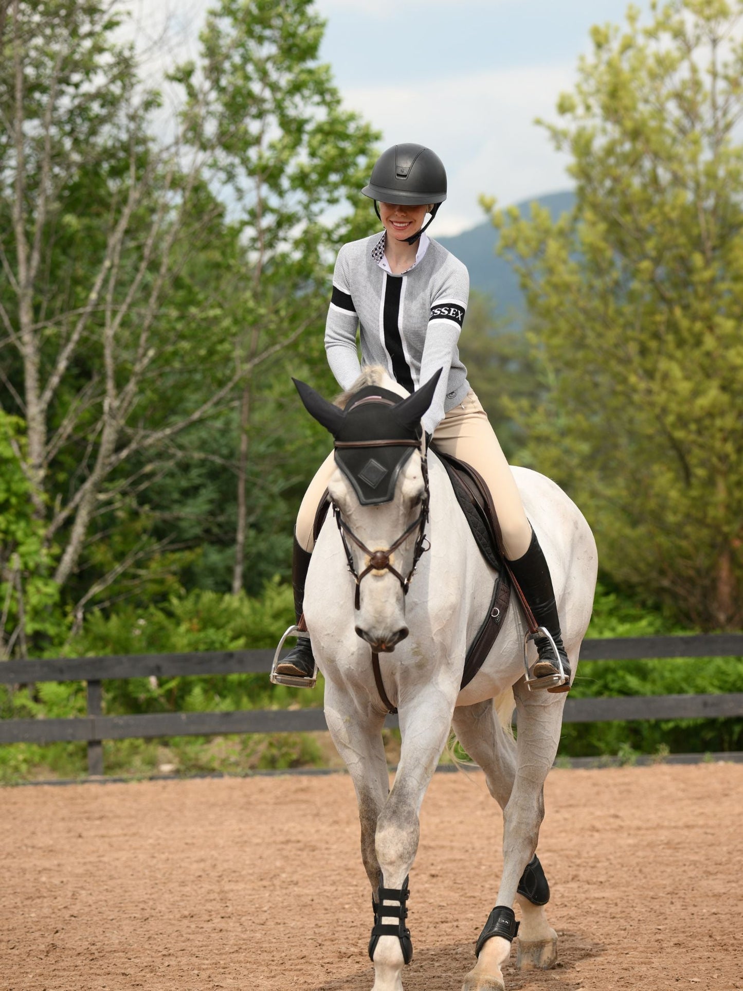 Essex Logo Sweater - Grey