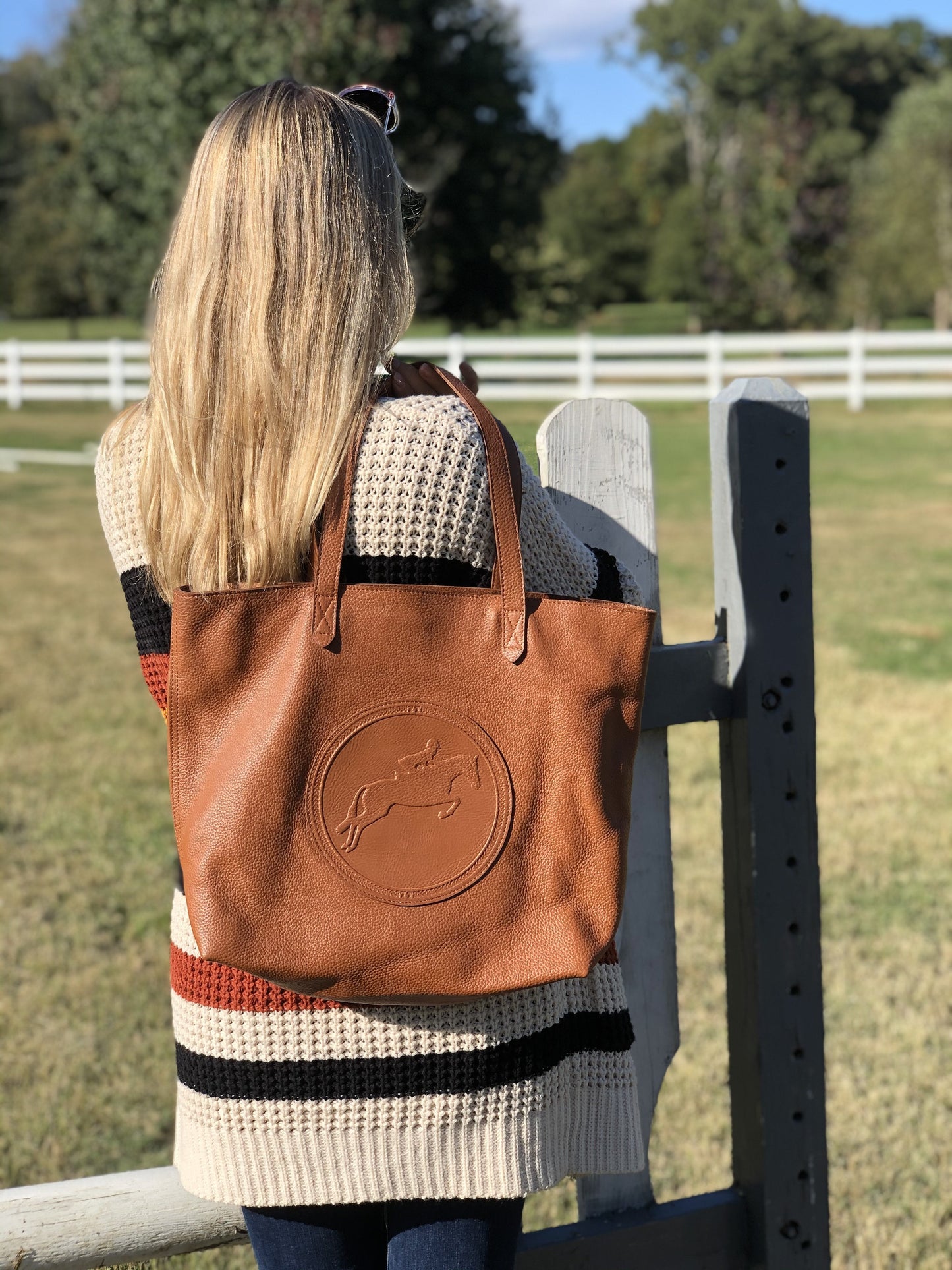 Sonoma Shoulder Bag: Hunter/Jumper